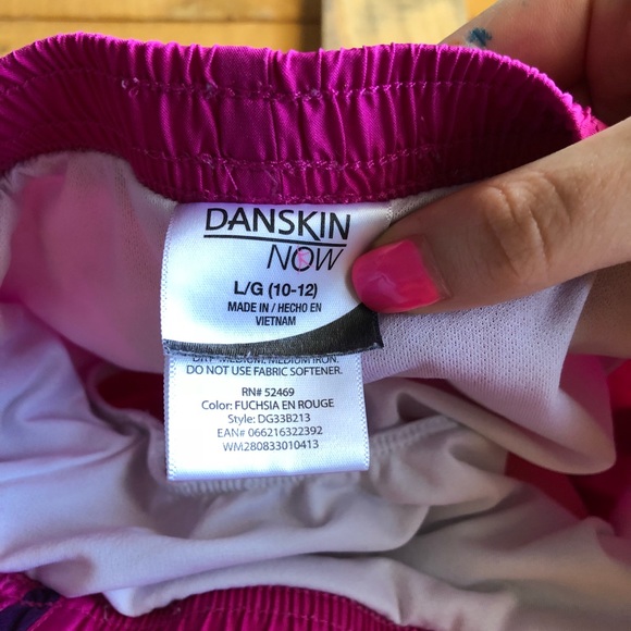 Running Shorts - Picture 5 of 6